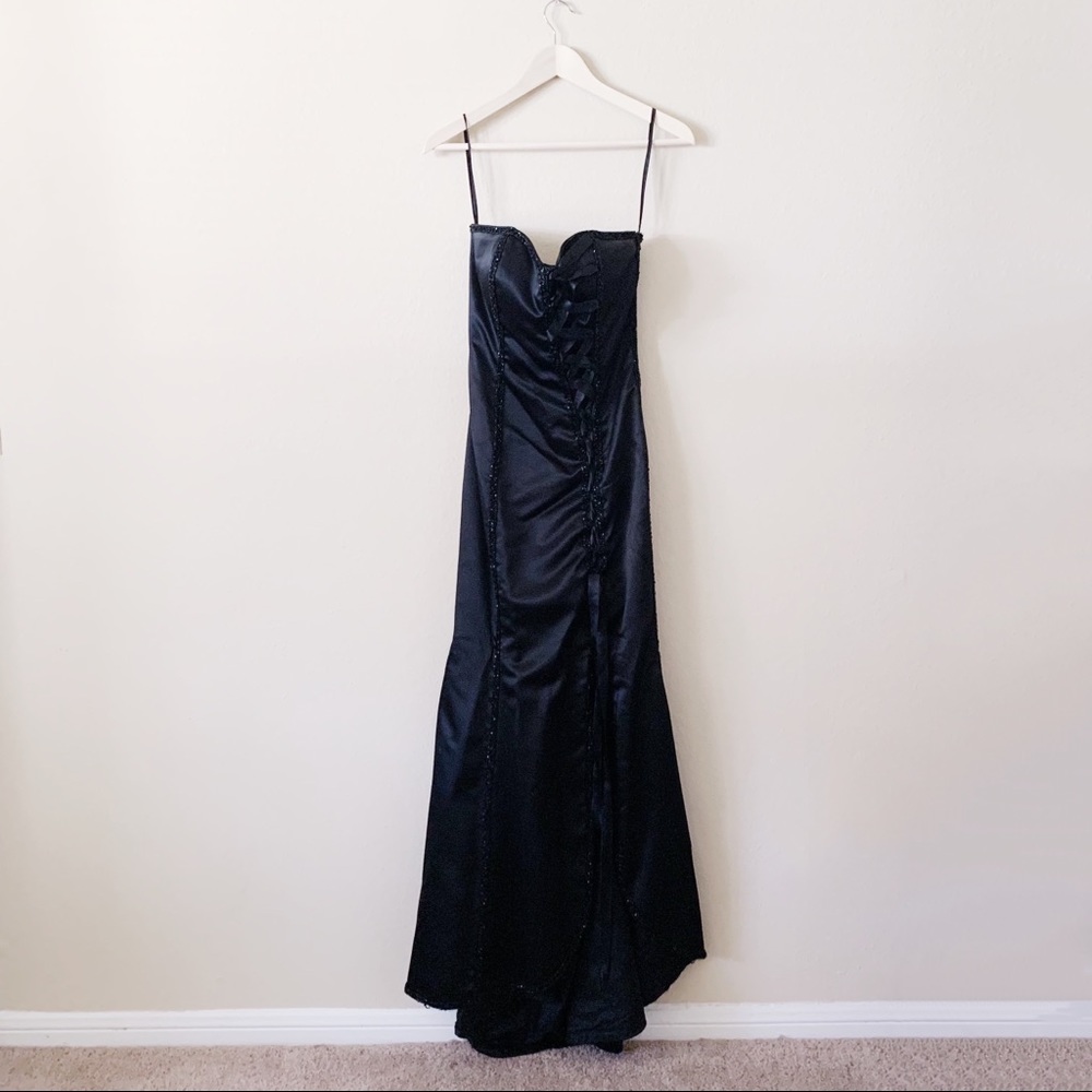 BCBG MAXAZRIA! BRAND NEW! BLACK MAXI A LINE MERMAID FORMAL STRAPLESS DRESS!